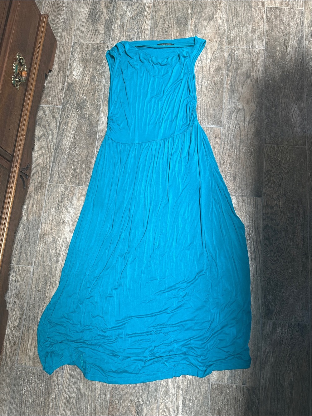 Sleeveless Turquoise Maxi Dress with Flattering Waist Seam